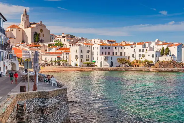 Excursión a Girona, Figueras y Cadaqués