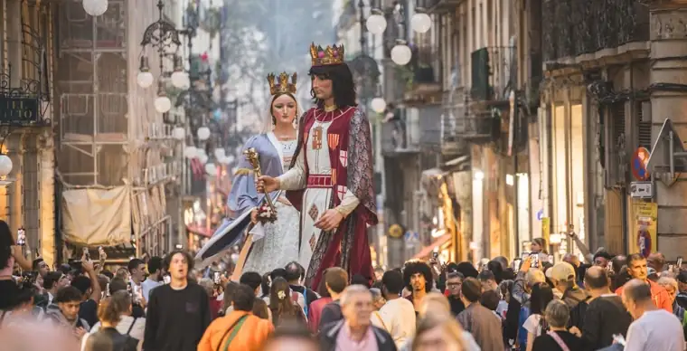 La Mercè, origen y actualidad de la fiesta de Barcelona