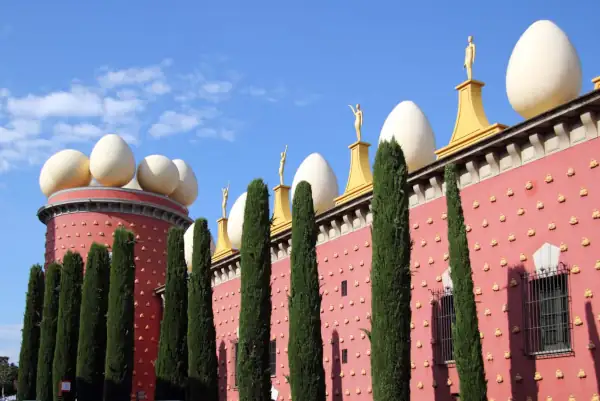 Excursión a Girona, Figueras y Museo Dalí